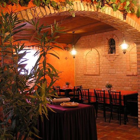 米库洛夫 扎提西旅馆酒店 外观 照片