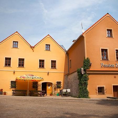 米库洛夫 扎提西旅馆酒店 外观 照片